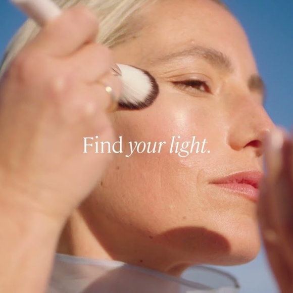 ILIA  RAY- Sunshift Cream Bronzer  NEW UNUSED BOXED - Picture 4 of 9